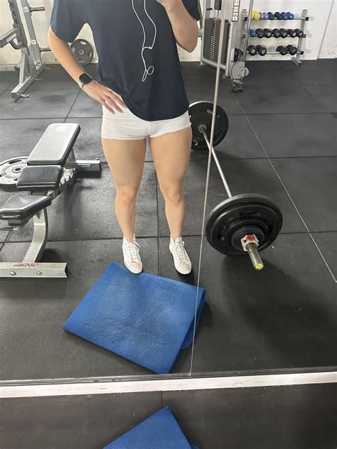 mons pubis sexy|Mound poking through my gym shorts : r/MoundofVenus .